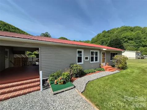 5 Gibson Drive Maggie Valley NC 28751