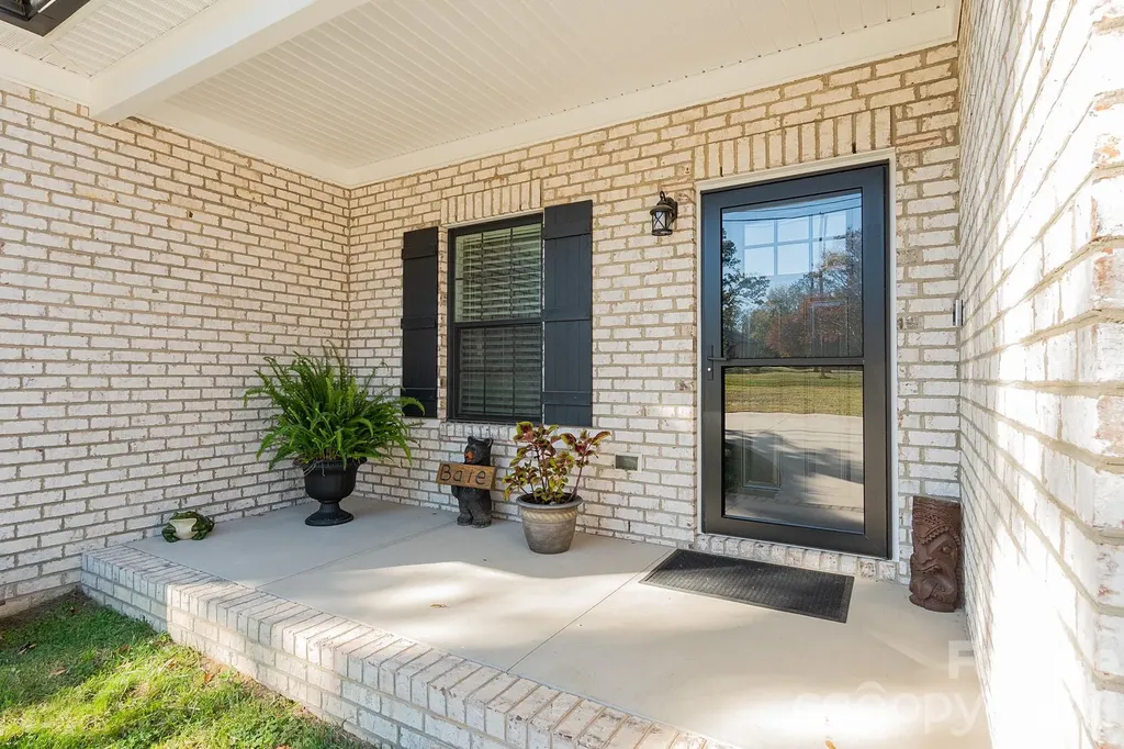 4907 Lanvale Avenue Trinity NC 27370