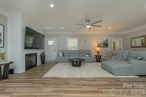 4907 Lanvale Avenue Trinity NC 27370