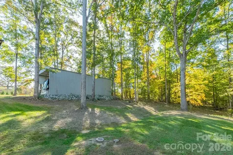 4907 Lanvale Avenue Trinity NC 27370