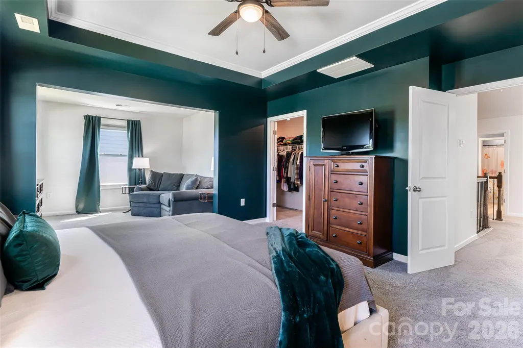 615 Fox Cove Road Hendersonville NC 28792