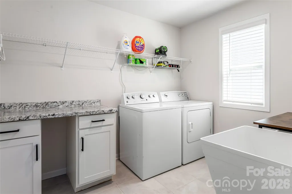 615 Fox Cove Road Hendersonville NC 28792