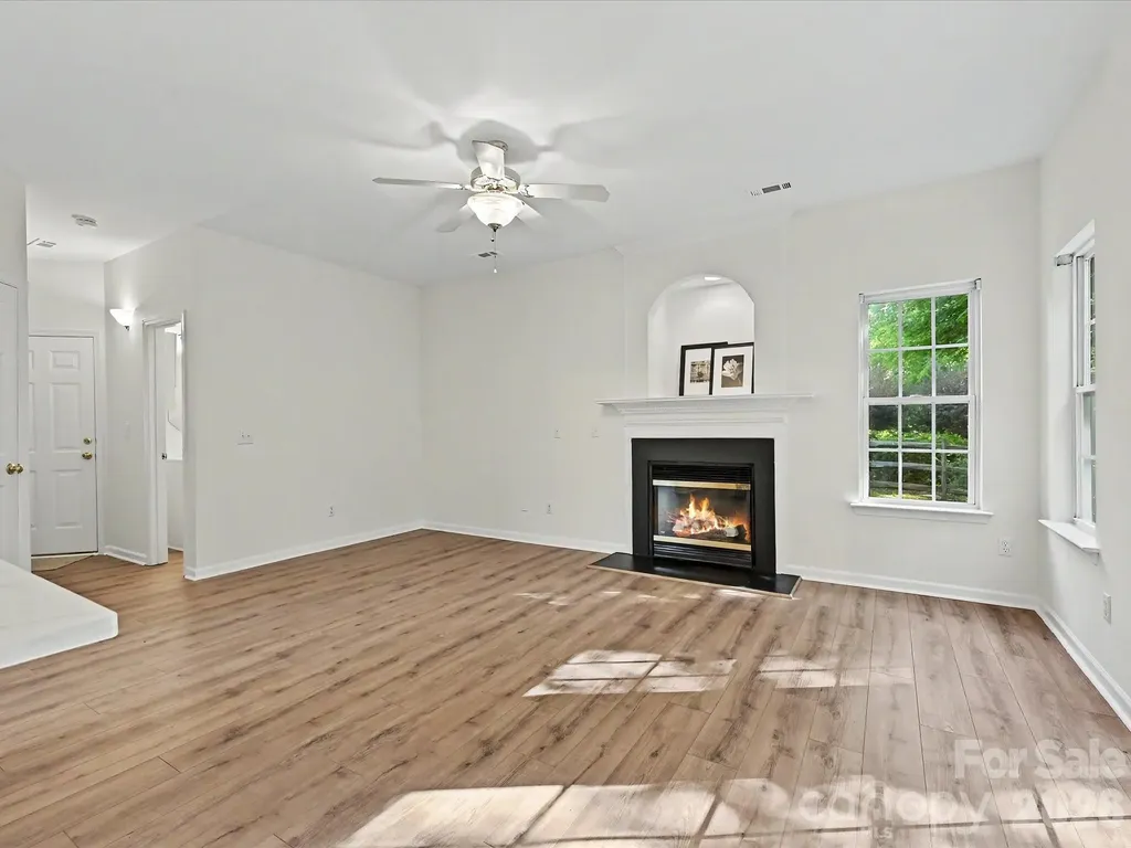 9132 Royal Highlands Court Charlotte NC 28277