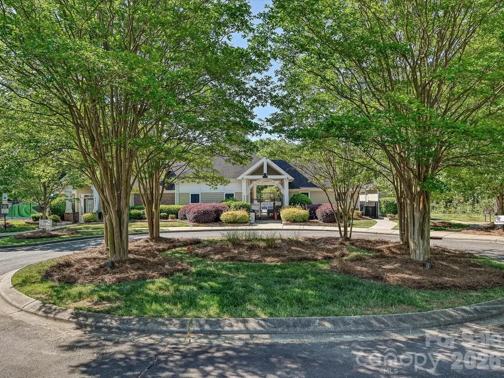 9132 Royal Highlands Court Charlotte NC 28277