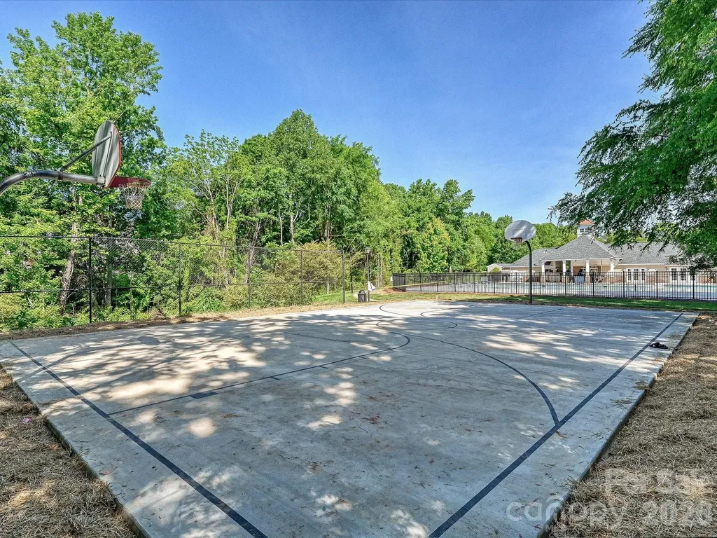 9132 Royal Highlands Court Charlotte NC 28277