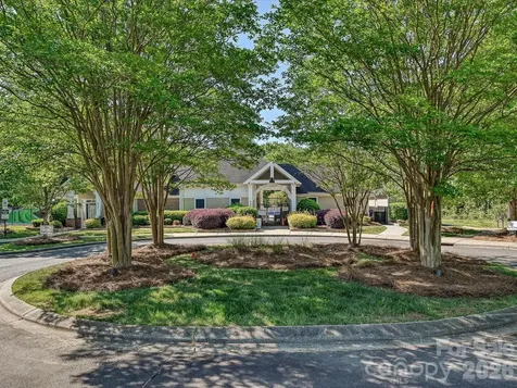 9132 Royal Highlands Court Charlotte NC 28277