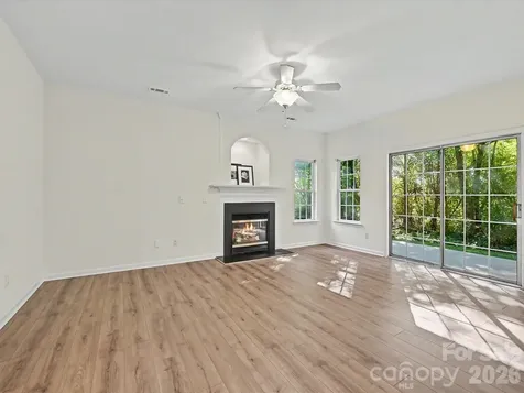 9132 Royal Highlands Court Charlotte NC 28277