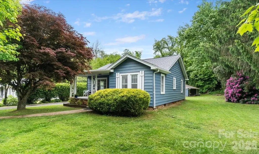 1203 Allens Creek Road Waynesville NC 28786