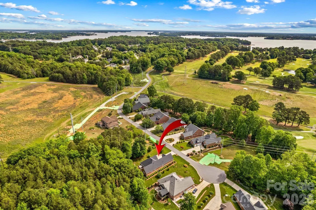 7767 St Andrews Lane Denver NC 28164