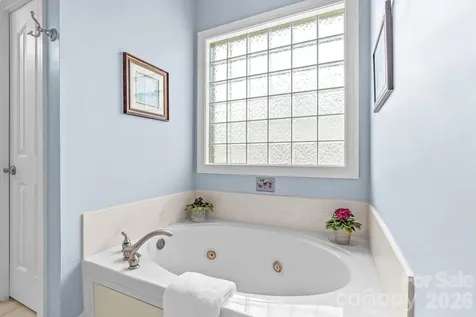7767 St Andrews Lane Stanley NC 28164