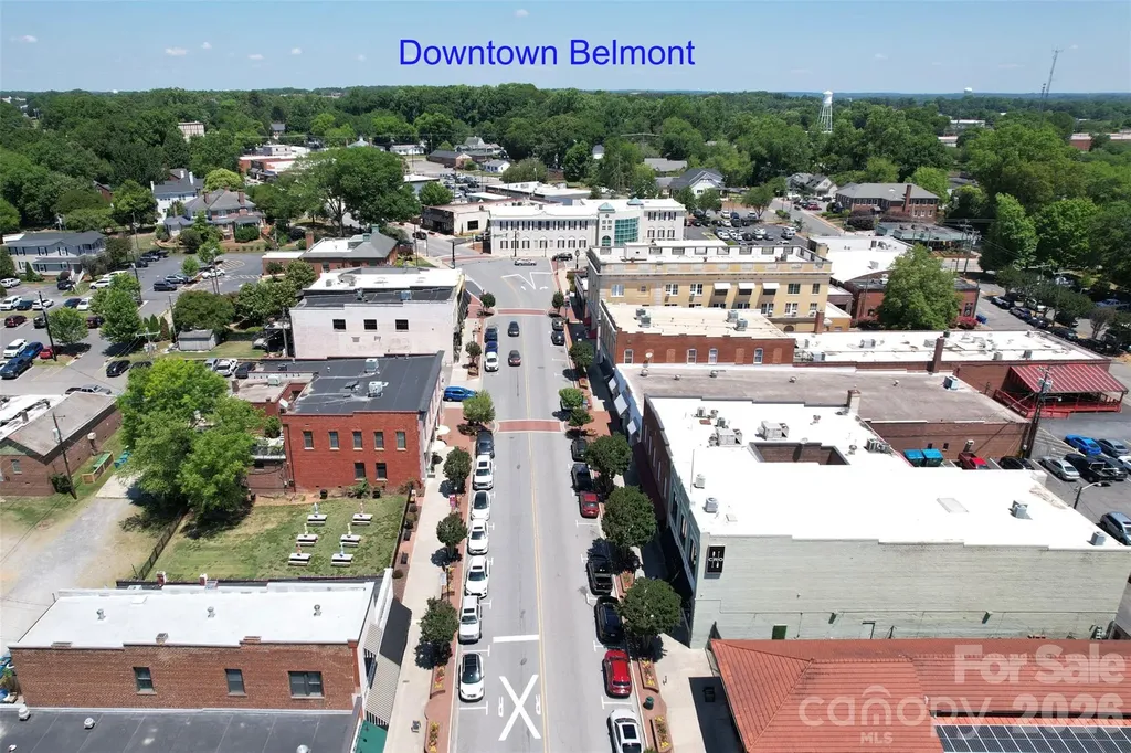 647 R L Stowe Road Belmont NC 28012