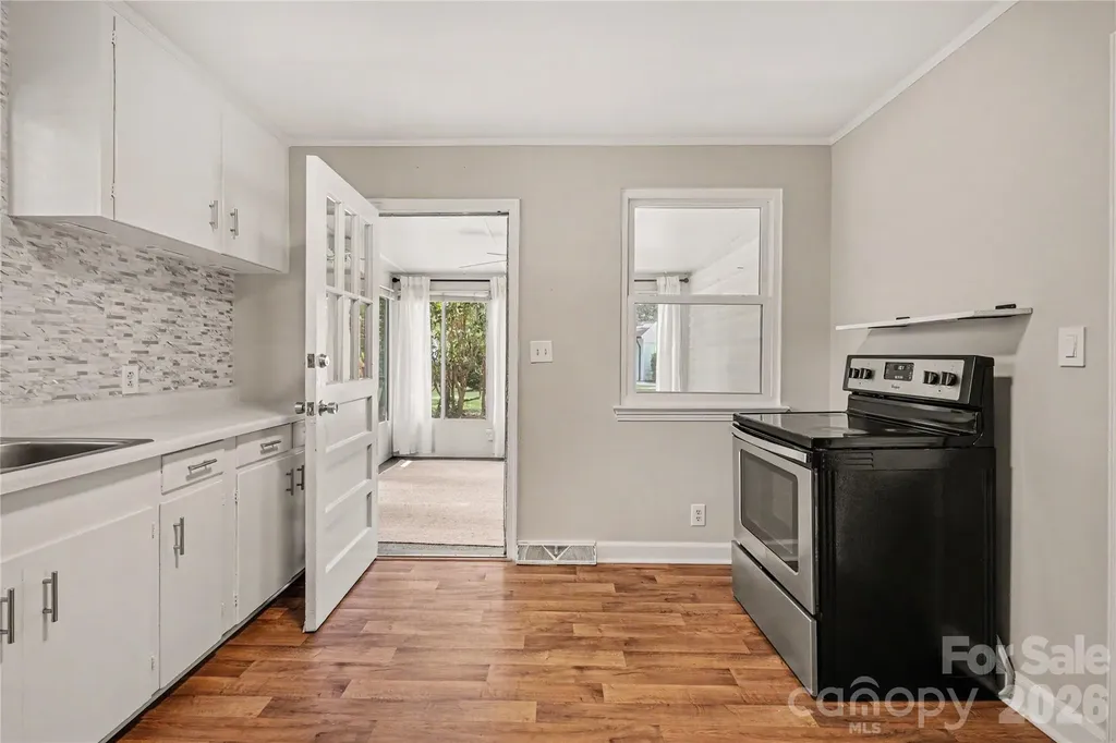 3231 Eastwood Drive Charlotte NC 28205