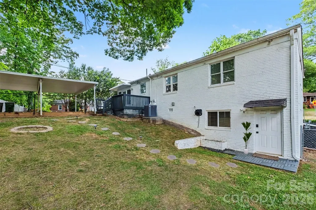 3231 Eastwood Drive Charlotte NC 28205