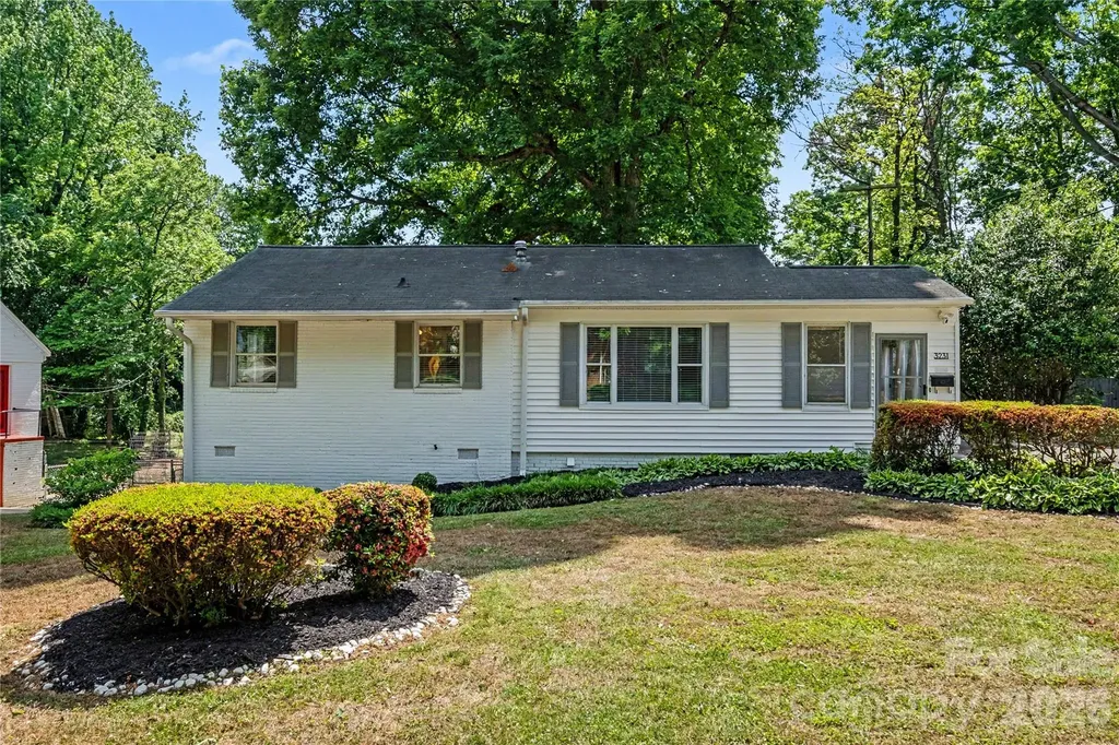 3231 Eastwood Drive Charlotte NC 28205