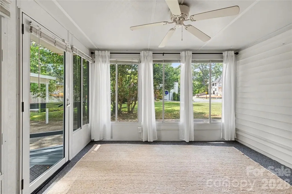 3231 Eastwood Drive Charlotte NC 28205