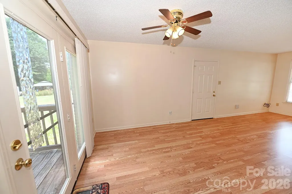 4445 Sulphur Springs Road NE Hickory NC 28601