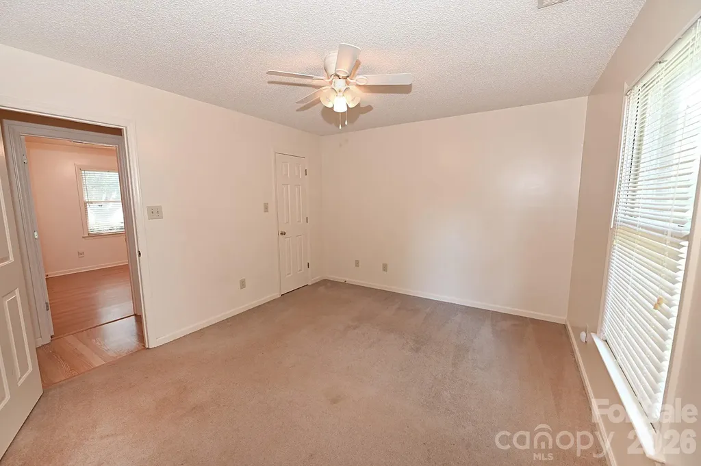 4445 Sulphur Springs Road NE Hickory NC 28601