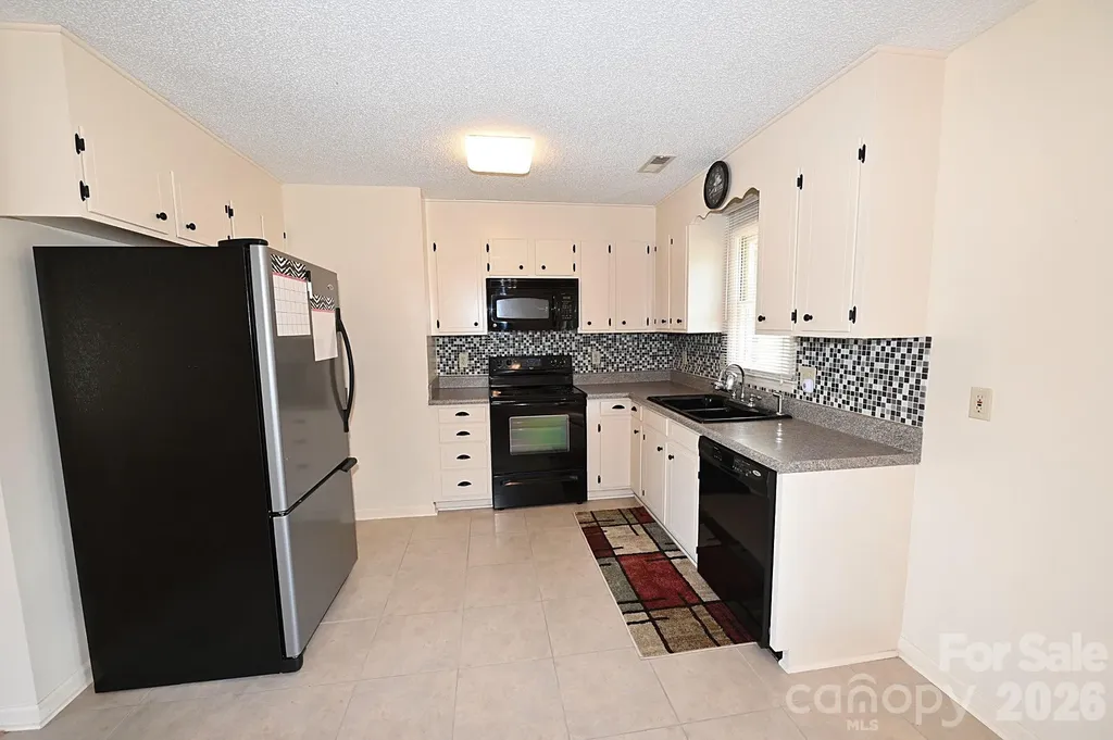 4445 Sulphur Springs Road NE Hickory NC 28601
