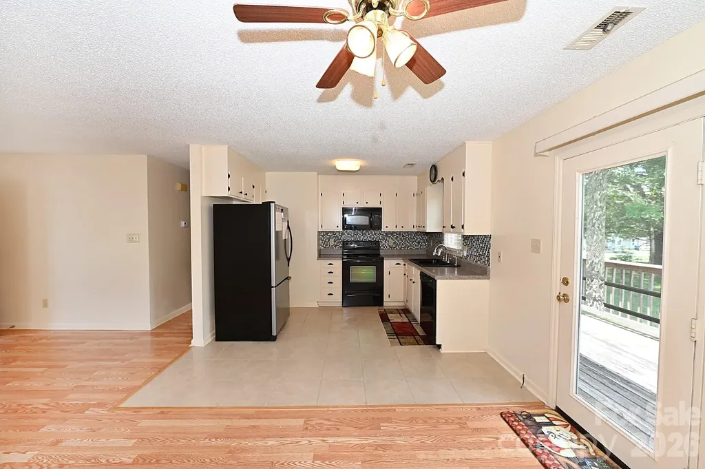 4445 Sulphur Springs Road NE Hickory NC 28601
