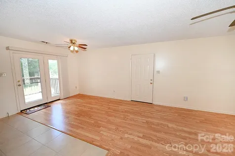 4445 Sulphur Springs Road NE Hickory NC 28601