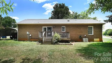 4445 Sulphur Springs Road NE Hickory NC 28601