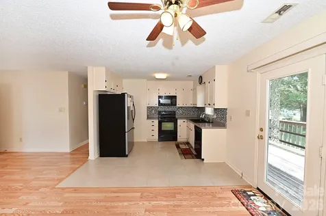 4445 Sulphur Springs Road NE Hickory NC 28601