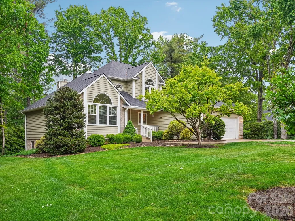 Weaverville NC, 38 Forest Knoll Drive