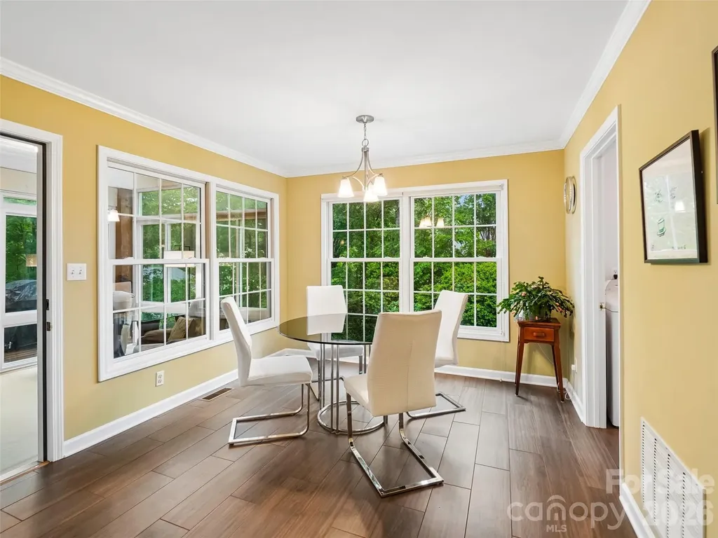 38 Forest Knoll Drive Weaverville NC 28787