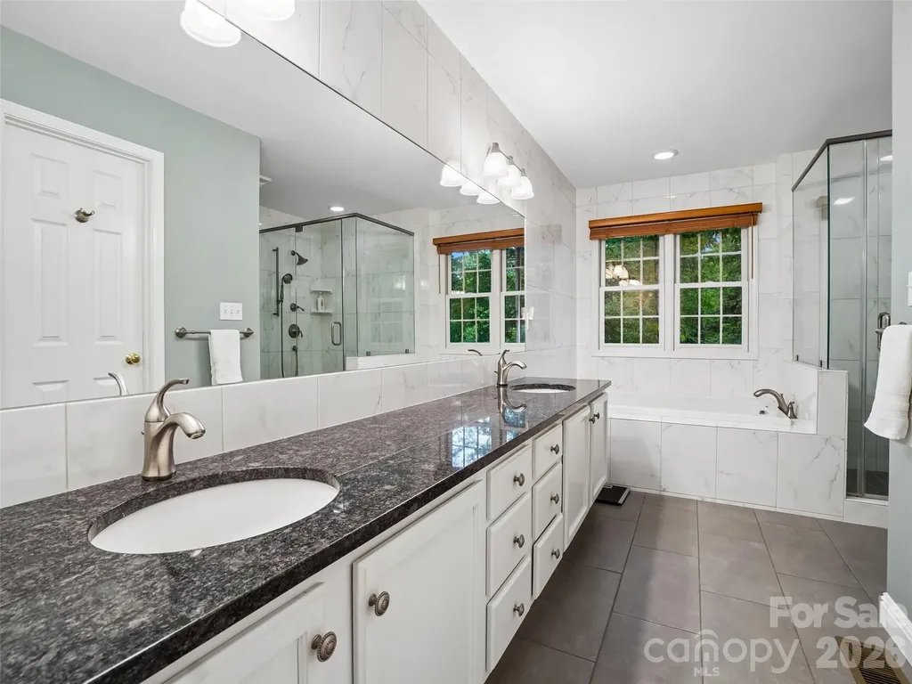 38 Forest Knoll Drive Weaverville NC 28787