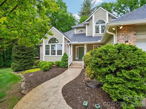38 Forest Knoll Drive Weaverville NC 28787