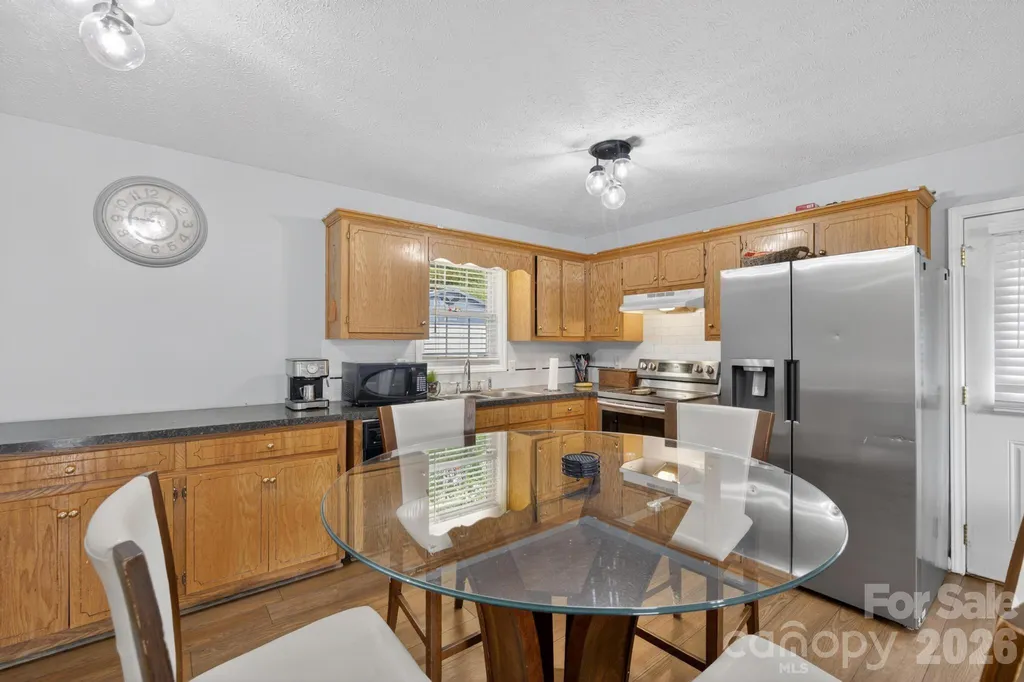 2308 Walt Arney Road Lenoir NC 28645