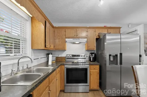 2308 Walt Arney Road Lenoir NC 28645