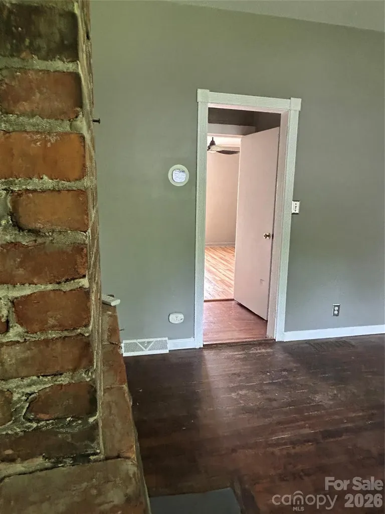 12 Penley Avenue Asheville NC 28804