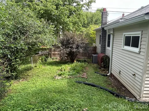 12 Penley Avenue Asheville NC 28804
