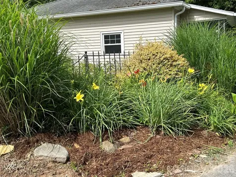 12 Penley Avenue Asheville NC 28804