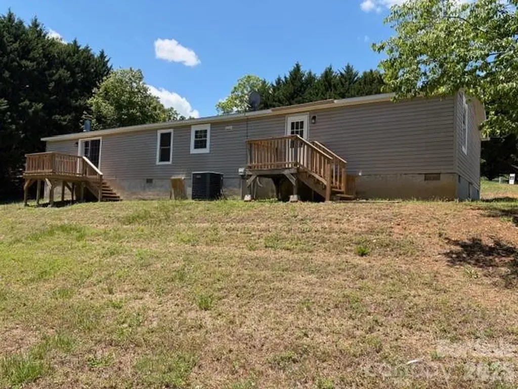 2659 Deertrack Drive Connelly Springs NC 28612