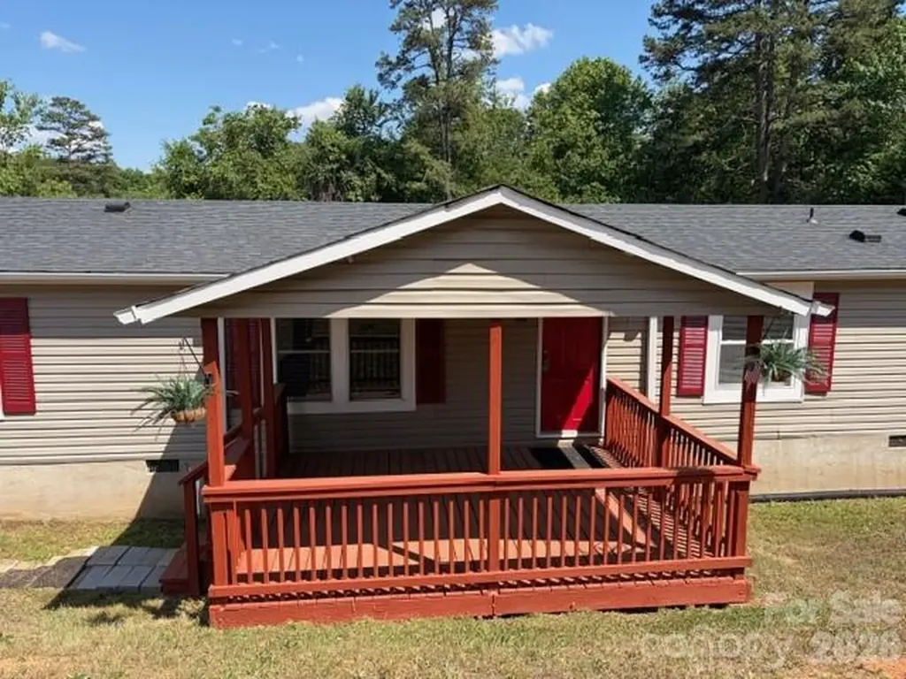 2659 Deertrack Drive Connelly Springs NC 28612