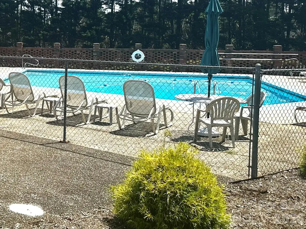 2705 North Center Street NW Hickory NC 28601