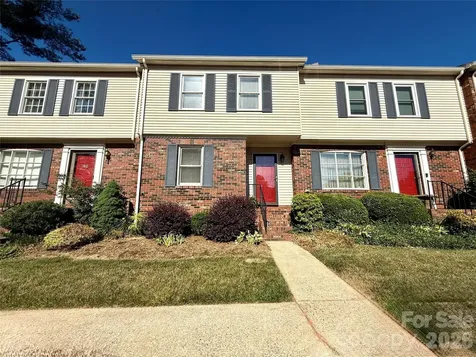 2705 North Center Street NW Hickory NC 28601