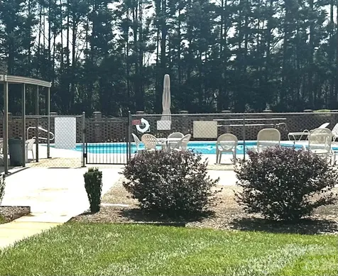 2705 North Center Street NW Hickory NC 28601