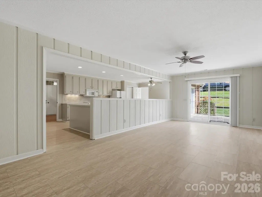 1020 Longreen Drive Kernersville NC 27284