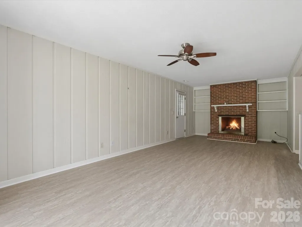 1020 Longreen Drive Kernersville NC 27284