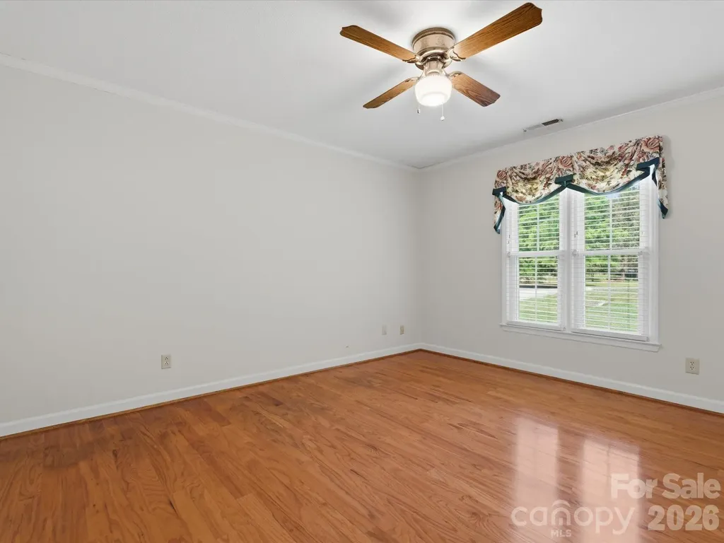 1020 Longreen Drive Kernersville NC 27284