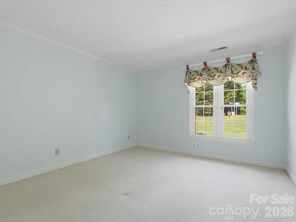 1020 Longreen Drive Kernersville NC 27284