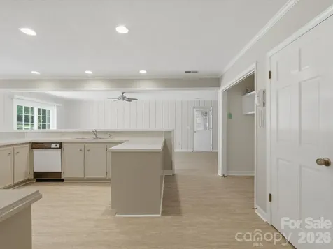 1020 Longreen Drive Kernersville NC 27284