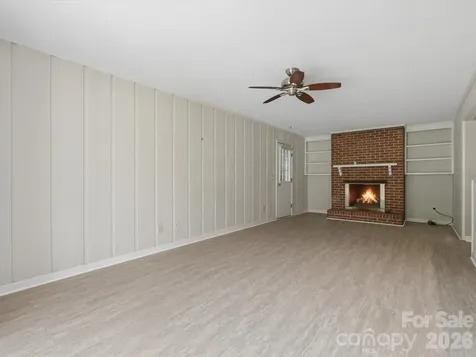 1020 Longreen Drive Kernersville NC 27284