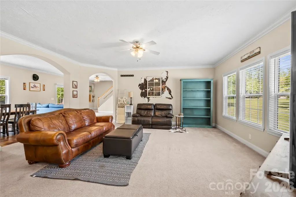 111 Robin Street Hendersonville NC 28739