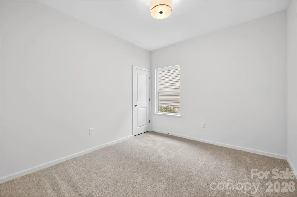 709 Henry Avenue Gastonia NC 28052