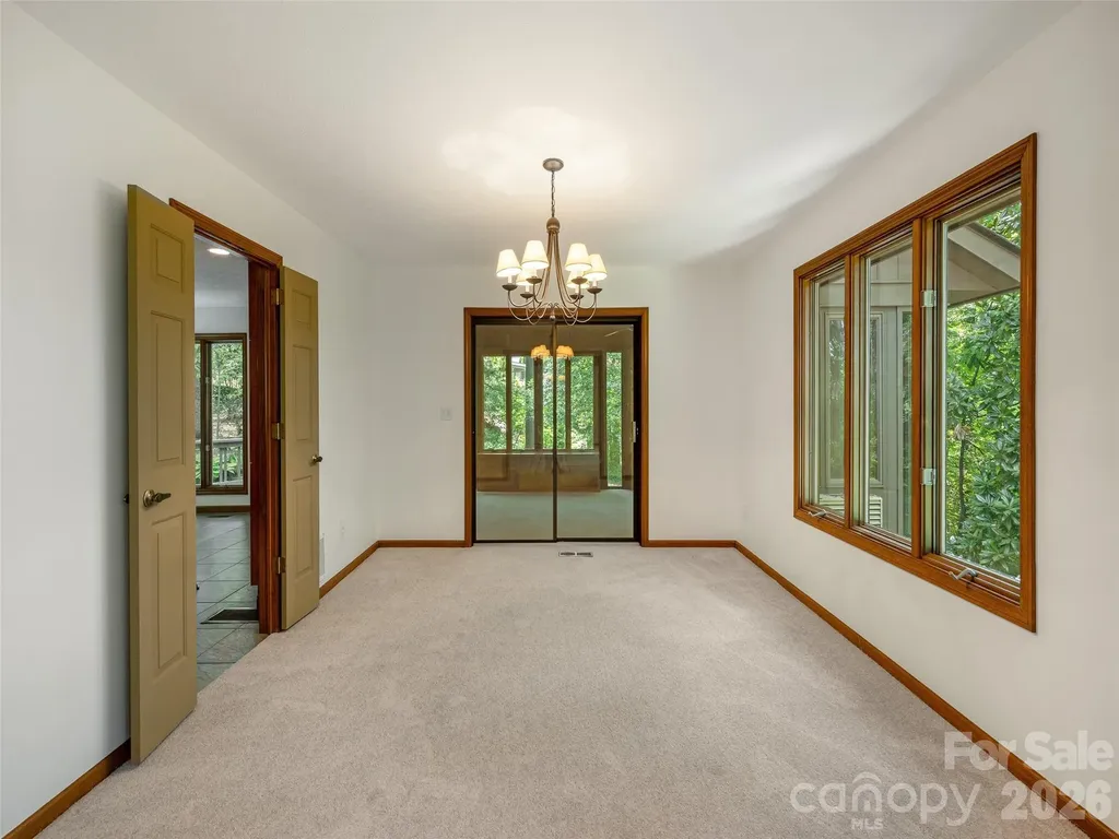 227 Estate Drive Hendersonville NC 28739