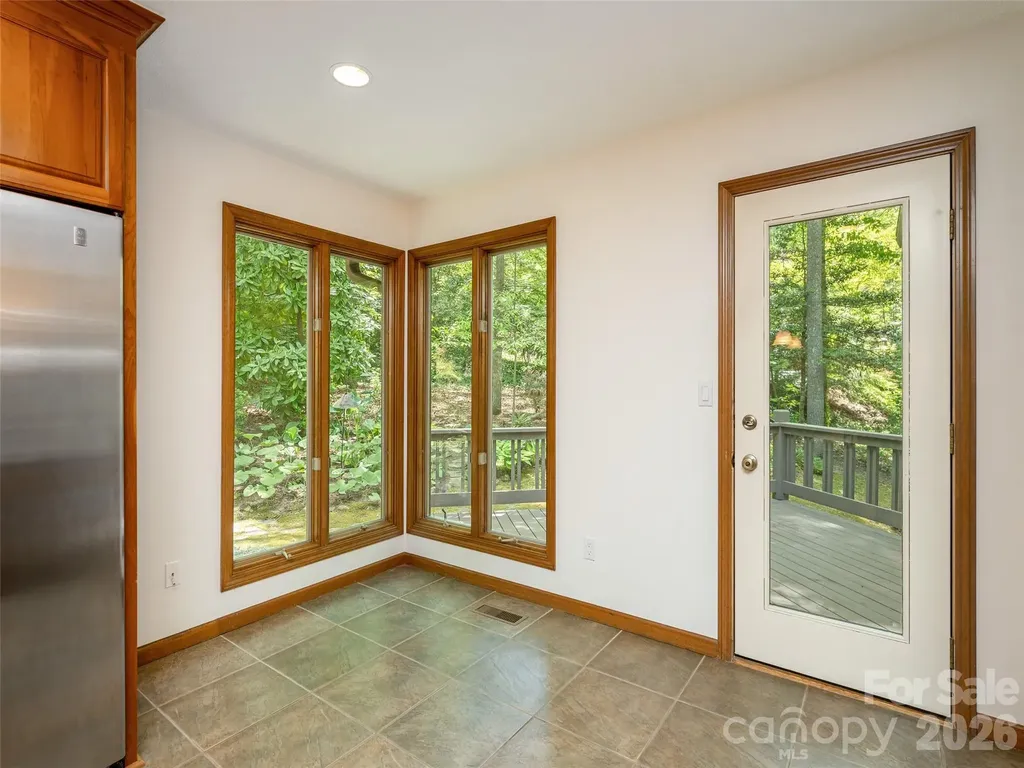 227 Estate Drive Hendersonville NC 28739